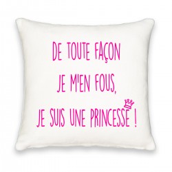 Coussin carré de toute façon je m'en fou, je suis une princesse !