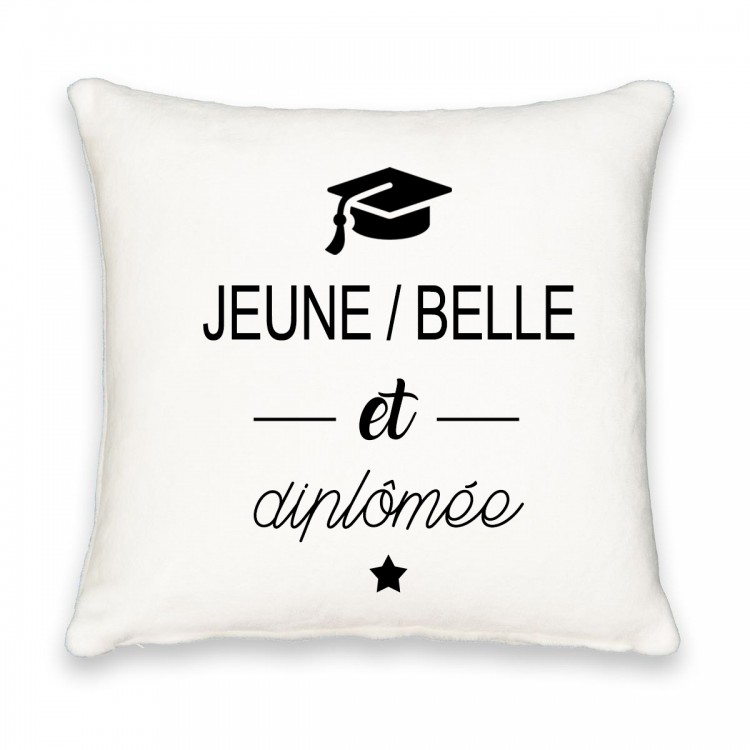 Coussin carré jeune belle et diplômée CADEAU D AMOUR